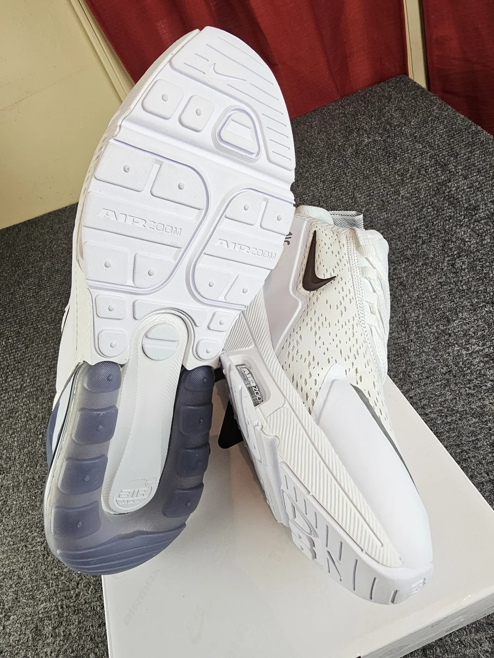 Nike Air Max 270 React White/bark Gray new Various Sizes New